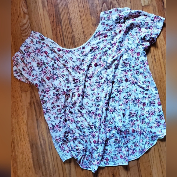 Abound S Top - Picture 3 of 4